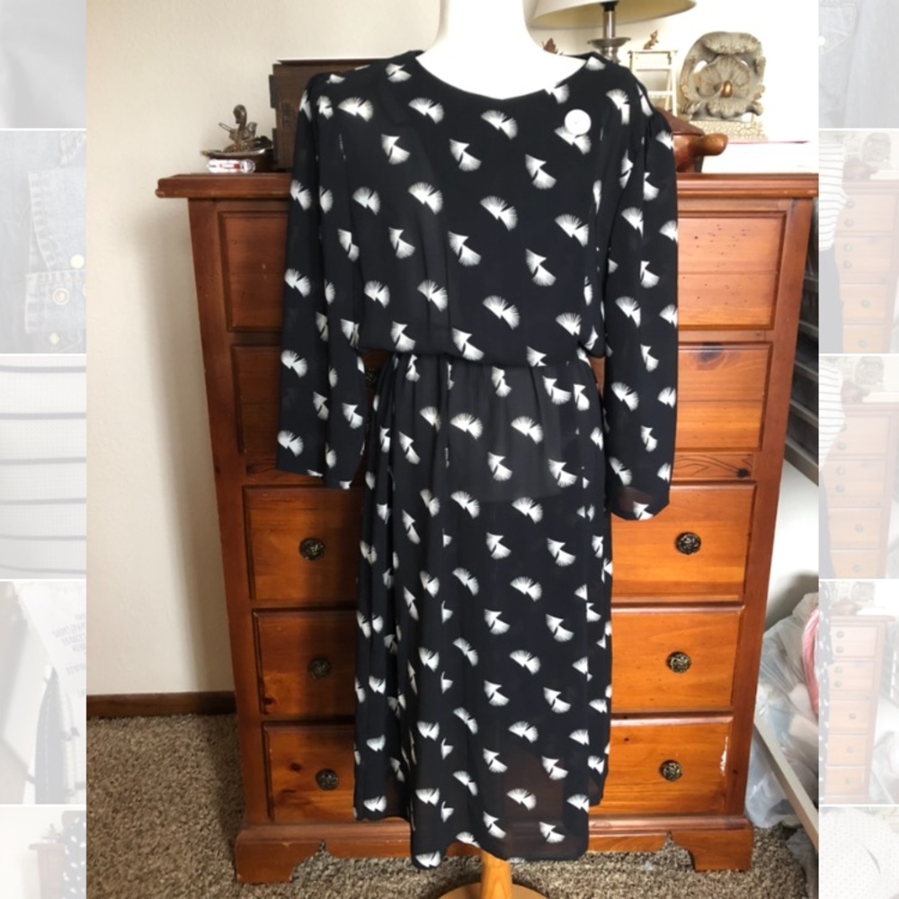 EUC Vintage Black and White Dress